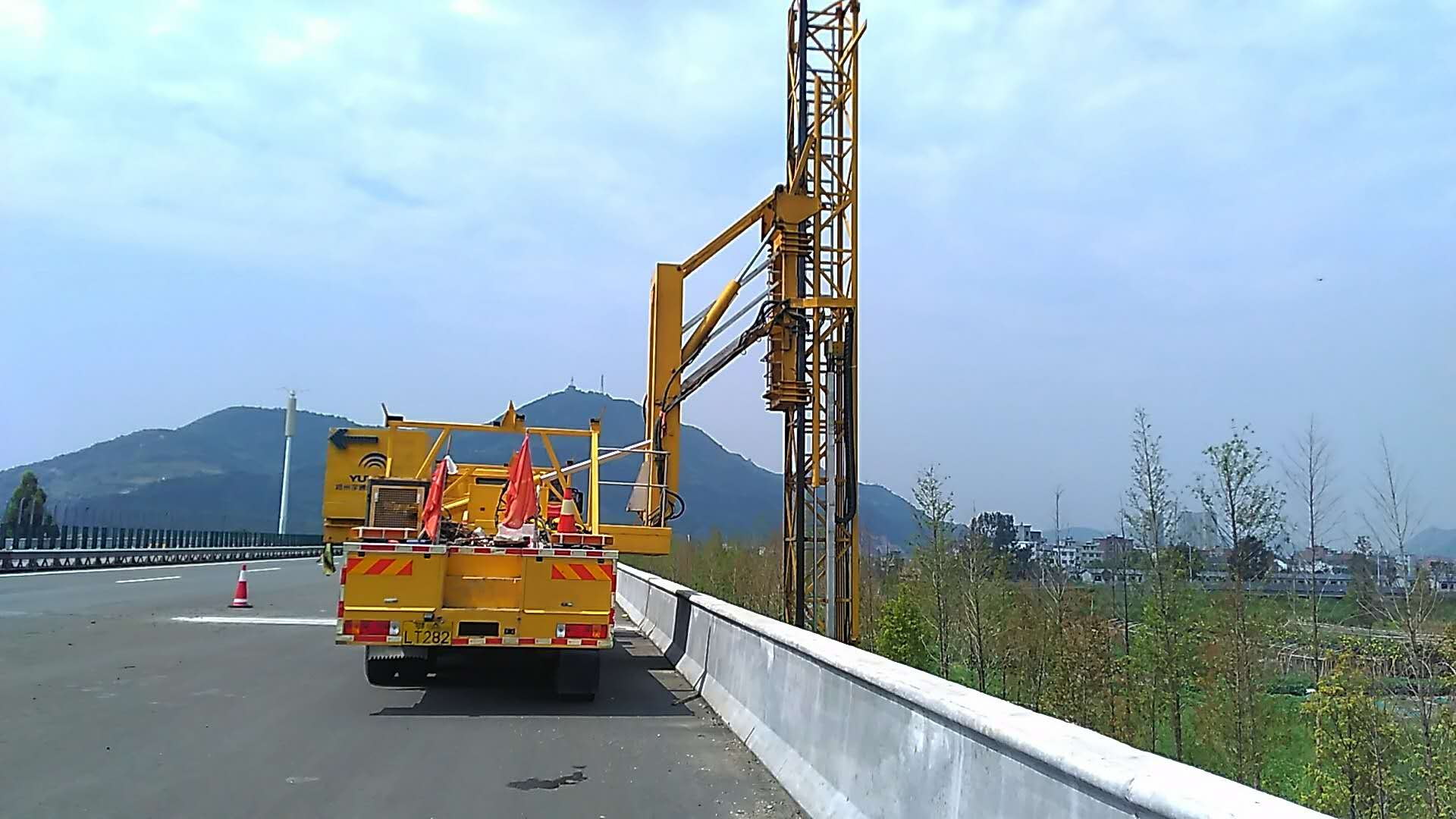 廣西14米橋檢車出租，廣西14米-22米橋檢車租賃，隨叫隨到